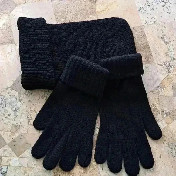 𝅺hat  GLOVES SET  WINTER - Picture 4 of 4